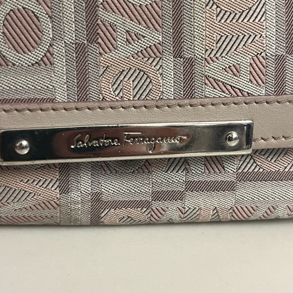 FERRAGAMO KEY HOLDER - MONOGRAMMED CANVAS - Picture 2 of 12